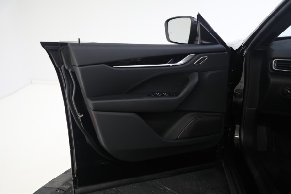 Used 2021 Maserati Levante for sale $57,900 at Alfa Romeo of Greenwich in Greenwich CT 06830 20