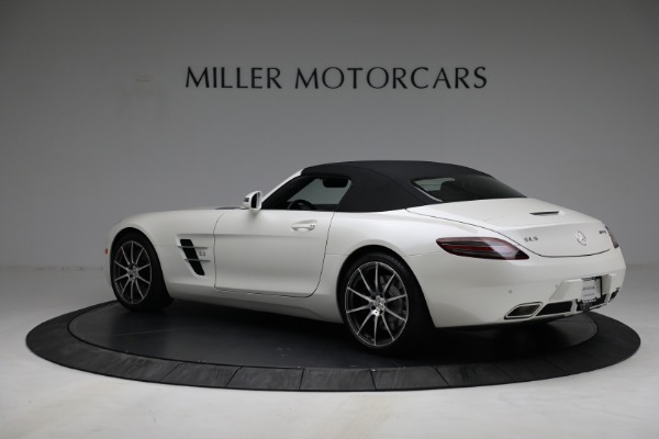 Used 2012 Mercedes-Benz SLS AMG for sale Sold at Alfa Romeo of Greenwich in Greenwich CT 06830 12