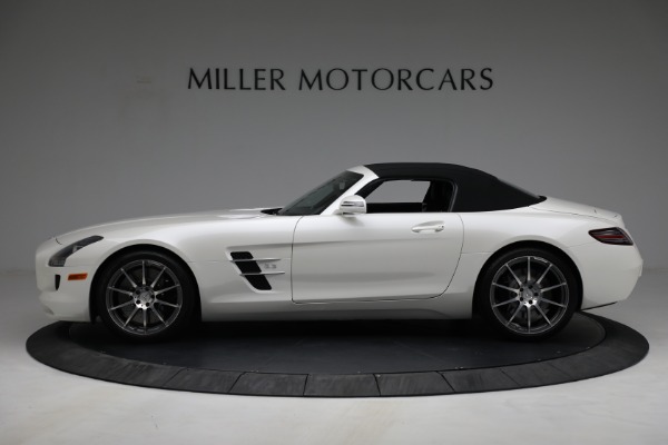 Used 2012 Mercedes-Benz SLS AMG for sale Sold at Alfa Romeo of Greenwich in Greenwich CT 06830 5