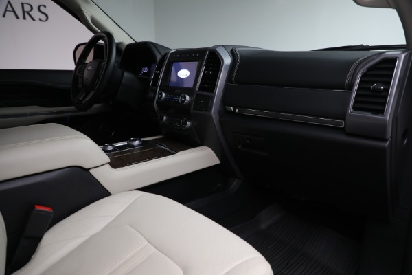 Used 2019 Ford Expedition MAX Platinum for sale Sold at Alfa Romeo of Greenwich in Greenwich CT 06830 19