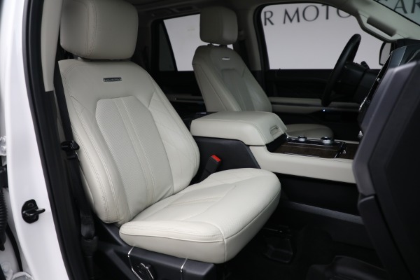 Used 2019 Ford Expedition MAX Platinum for sale Sold at Alfa Romeo of Greenwich in Greenwich CT 06830 20