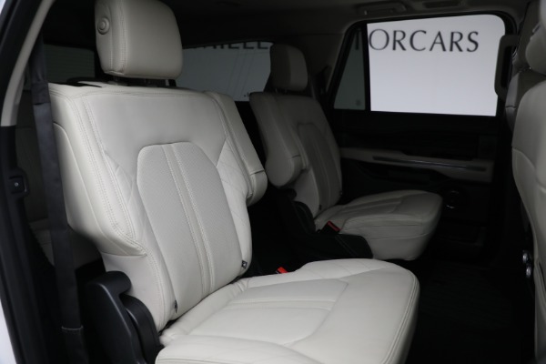 Used 2019 Ford Expedition MAX Platinum for sale Sold at Alfa Romeo of Greenwich in Greenwich CT 06830 22