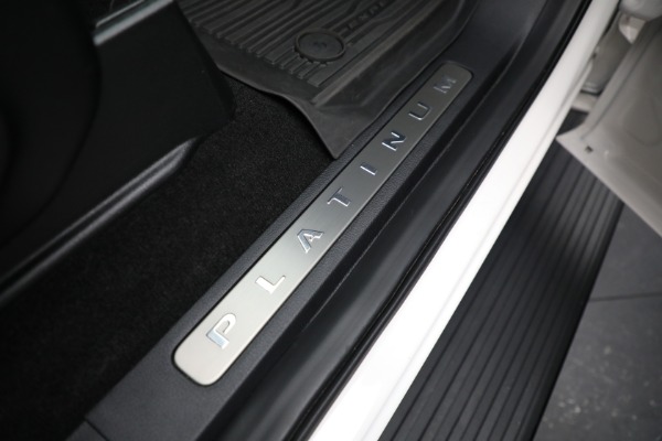 Used 2019 Ford Expedition MAX Platinum for sale Sold at Alfa Romeo of Greenwich in Greenwich CT 06830 25