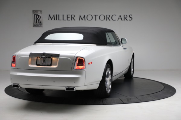 Used 2017 Rolls-Royce Phantom Drophead Coupe for sale Sold at Alfa Romeo of Greenwich in Greenwich CT 06830 13