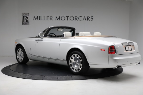 Used 2017 Rolls-Royce Phantom Drophead Coupe for sale Sold at Alfa Romeo of Greenwich in Greenwich CT 06830 4