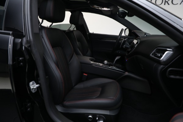 Used 2021 Maserati Ghibli SQ4 for sale Sold at Alfa Romeo of Greenwich in Greenwich CT 06830 12