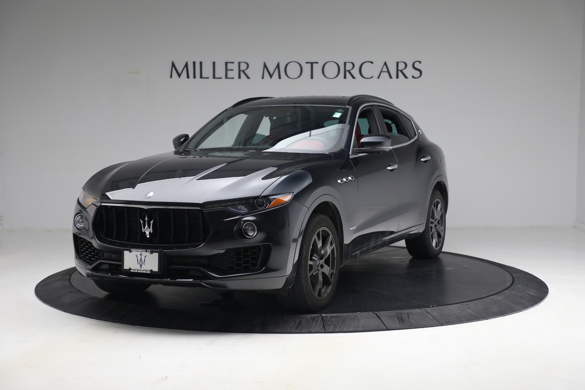 Used 2018 Maserati Levante GranSport for sale Sold at Alfa Romeo of Greenwich in Greenwich CT 06830 1