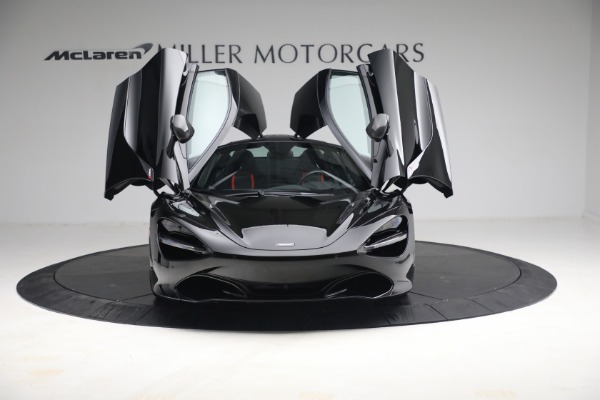New 2021 McLaren 720S Performance for sale $369,500 at Alfa Romeo of Greenwich in Greenwich CT 06830 27