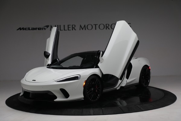 Used 2021 McLaren GT Luxe for sale Sold at Alfa Romeo of Greenwich in Greenwich CT 06830 14