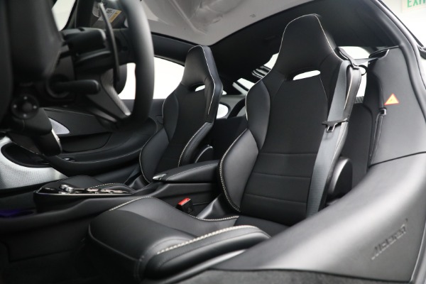 New 2021 McLaren GT Luxe for sale $217,205 at Alfa Romeo of Greenwich in Greenwich CT 06830 19