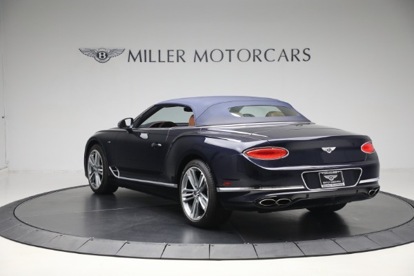 Used 2021 Bentley Continental GTC V8 for sale Sold at Alfa Romeo of Greenwich in Greenwich CT 06830 17