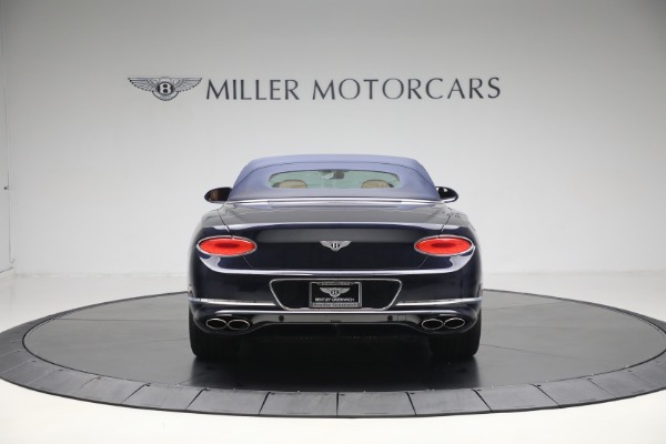Used 2021 Bentley Continental GTC V8 for sale Sold at Alfa Romeo of Greenwich in Greenwich CT 06830 18
