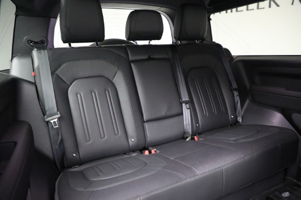 Used 2021 Land Rover Defender 90 X-Dynamic S for sale Sold at Alfa Romeo of Greenwich in Greenwich CT 06830 21