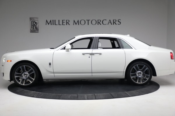 Used 2017 Rolls-Royce Ghost for sale Sold at Alfa Romeo of Greenwich in Greenwich CT 06830 3