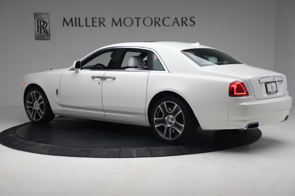 Used 2017 Rolls-Royce Ghost for sale Sold at Alfa Romeo of Greenwich in Greenwich CT 06830 4