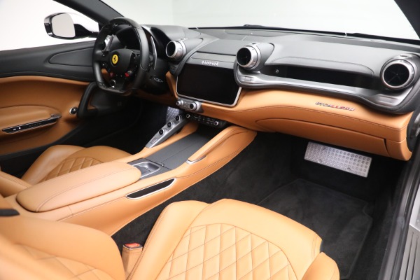 Used 2018 Ferrari GTC4Lusso for sale Sold at Alfa Romeo of Greenwich in Greenwich CT 06830 18