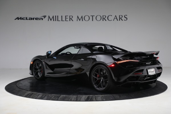 New 2021 McLaren 720S Spider for sale $399,120 at Alfa Romeo of Greenwich in Greenwich CT 06830 17