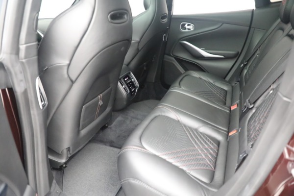 New 2021 Aston Martin DBX for sale $196,386 at Alfa Romeo of Greenwich in Greenwich CT 06830 21
