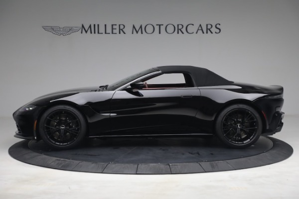Used 2021 Aston Martin Vantage Roadster for sale $109,900 at Alfa Romeo of Greenwich in Greenwich CT 06830 24