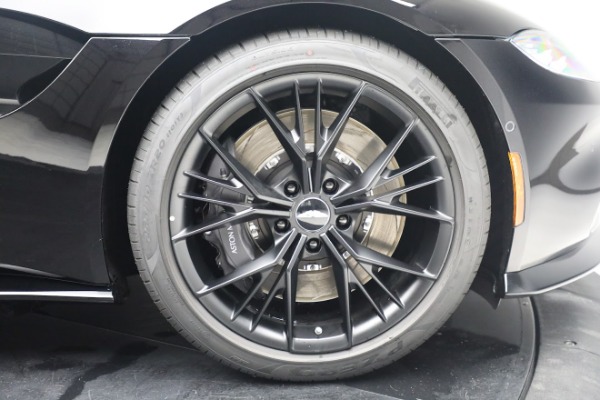Used 2021 Aston Martin Vantage Roadster for sale $109,900 at Alfa Romeo of Greenwich in Greenwich CT 06830 25