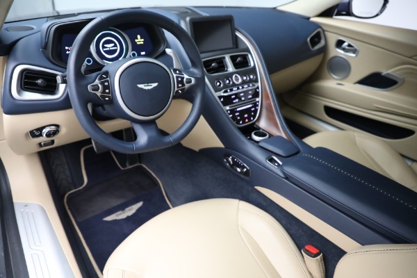 Used 2018 Aston Martin DB11 V12 for sale $164,990 at Alfa Romeo of Greenwich in Greenwich CT 06830 14