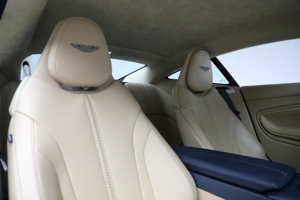 Used 2018 Aston Martin DB11 V12 for sale $164,990 at Alfa Romeo of Greenwich in Greenwich CT 06830 16
