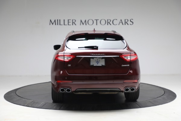 Used 2018 Maserati Levante GranSport for sale Sold at Alfa Romeo of Greenwich in Greenwich CT 06830 6