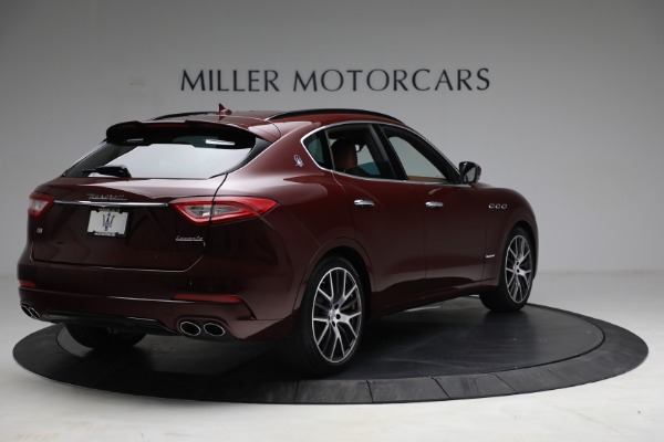 Used 2018 Maserati Levante GranSport for sale Sold at Alfa Romeo of Greenwich in Greenwich CT 06830 7