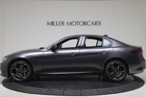 New 2022 Alfa Romeo Giulia Veloce for sale Sold at Alfa Romeo of Greenwich in Greenwich CT 06830 3