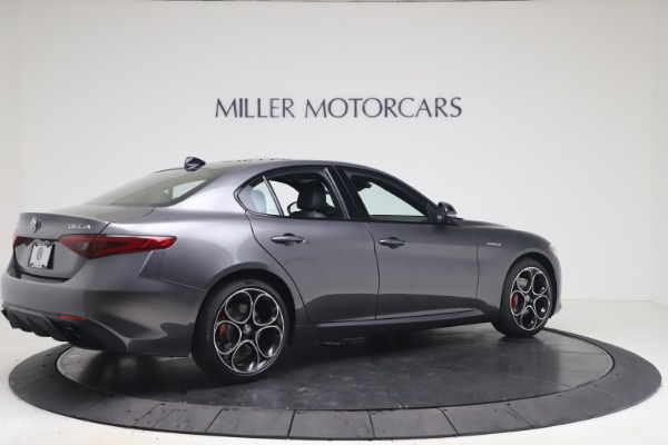 New 2022 Alfa Romeo Giulia Veloce for sale Sold at Alfa Romeo of Greenwich in Greenwich CT 06830 8