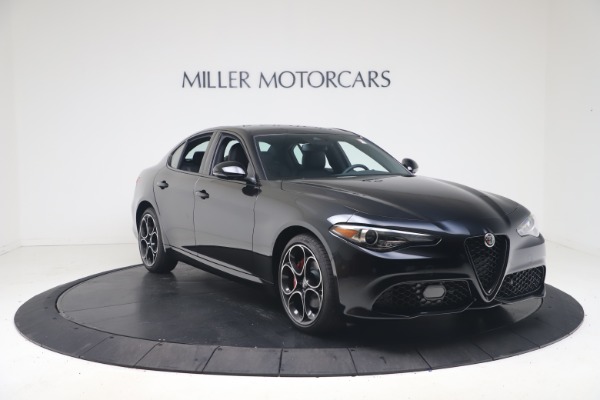 New 2022 Alfa Romeo Giulia Veloce for sale Sold at Alfa Romeo of Greenwich in Greenwich CT 06830 11