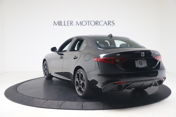 New 2022 Alfa Romeo Giulia Veloce for sale Sold at Alfa Romeo of Greenwich in Greenwich CT 06830 5