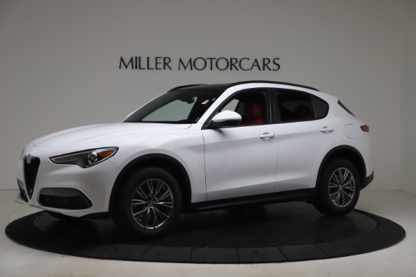 New 2022 Alfa Romeo Stelvio Sprint for sale $52,245 at Alfa Romeo of Greenwich in Greenwich CT 06830 2
