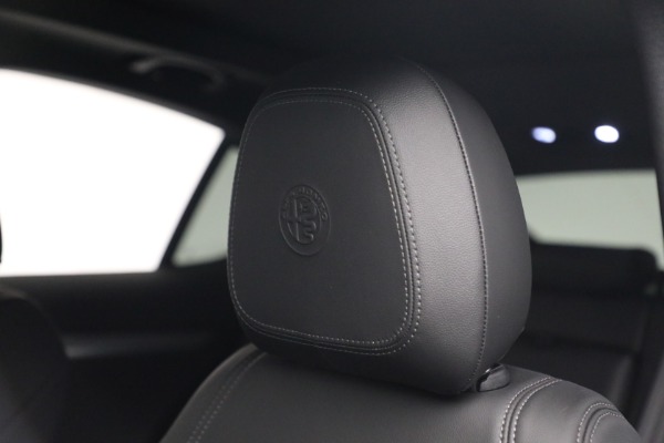 New 2022 Alfa Romeo Stelvio Veloce for sale Sold at Alfa Romeo of Greenwich in Greenwich CT 06830 16