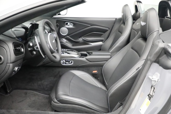 New 2021 Aston Martin Vantage Roadster for sale $180,286 at Alfa Romeo of Greenwich in Greenwich CT 06830 14