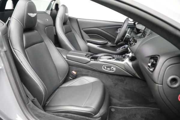 New 2021 Aston Martin Vantage Roadster for sale $180,286 at Alfa Romeo of Greenwich in Greenwich CT 06830 20