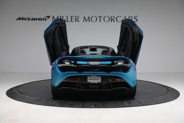 Used 2020 McLaren 720S Spider for sale Sold at Alfa Romeo of Greenwich in Greenwich CT 06830 16