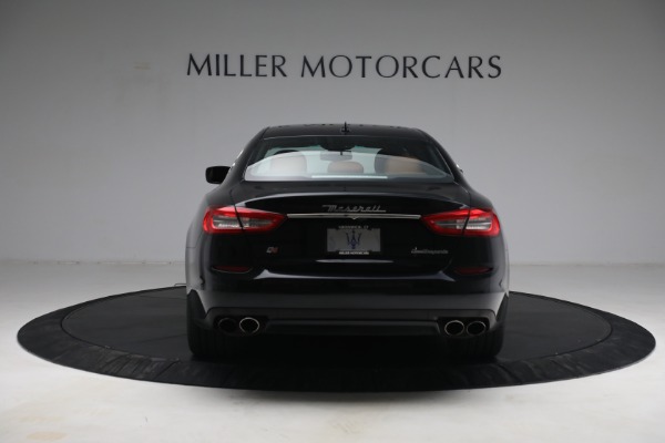 Used 2016 Maserati Quattroporte S Q4 for sale Sold at Alfa Romeo of Greenwich in Greenwich CT 06830 10