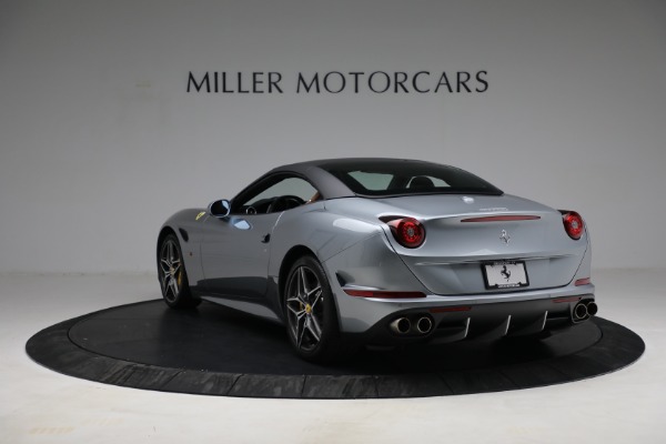 Used 2017 Ferrari California T for sale Sold at Alfa Romeo of Greenwich in Greenwich CT 06830 17