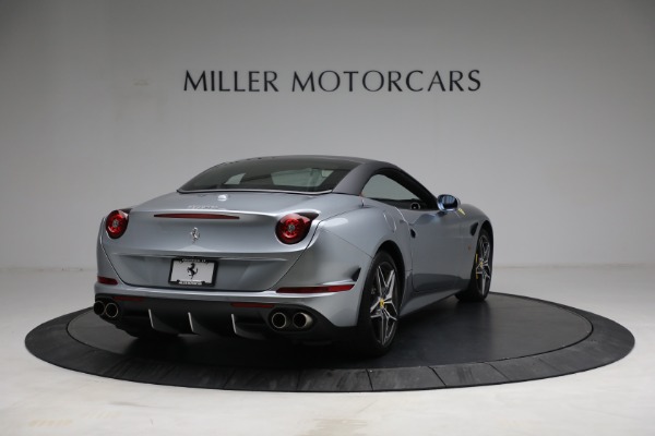 Used 2017 Ferrari California T for sale Sold at Alfa Romeo of Greenwich in Greenwich CT 06830 19