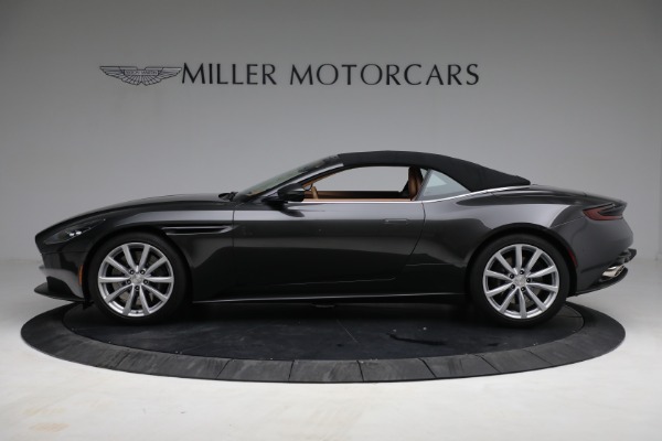 Used 2019 Aston Martin DB11 Volante for sale Sold at Alfa Romeo of Greenwich in Greenwich CT 06830 17