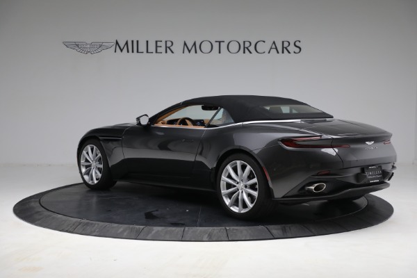 Used 2019 Aston Martin DB11 Volante for sale Sold at Alfa Romeo of Greenwich in Greenwich CT 06830 19