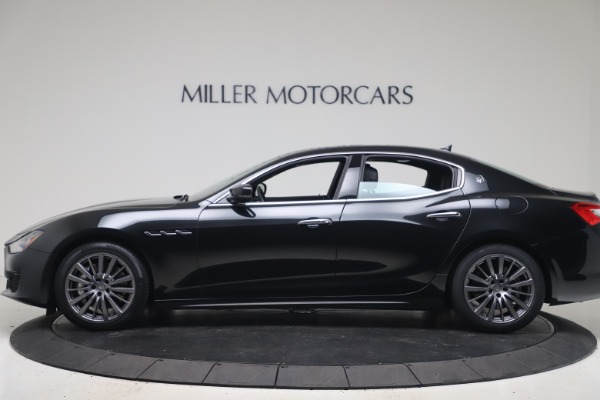 Used 2018 Maserati Ghibli SQ4 for sale Sold at Alfa Romeo of Greenwich in Greenwich CT 06830 3