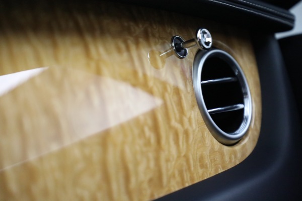 Used 2015 Bentley Continental GT V8 S for sale $99,900 at Alfa Romeo of Greenwich in Greenwich CT 06830 24