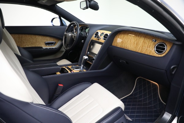 Used 2015 Bentley Continental GT V8 S for sale $99,900 at Alfa Romeo of Greenwich in Greenwich CT 06830 27