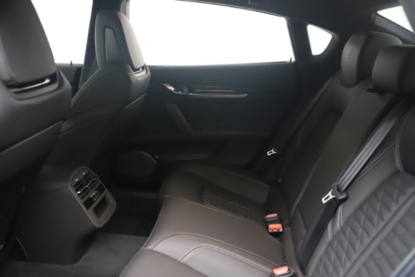 New 2022 Maserati Quattroporte Modena Q4 for sale $131,195 at Alfa Romeo of Greenwich in Greenwich CT 06830 17