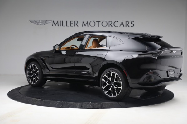 Used 2021 Aston Martin DBX for sale $185,900 at Alfa Romeo of Greenwich in Greenwich CT 06830 3