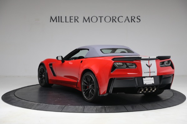 Used 2015 Chevrolet Corvette Z06 for sale Sold at Alfa Romeo of Greenwich in Greenwich CT 06830 17