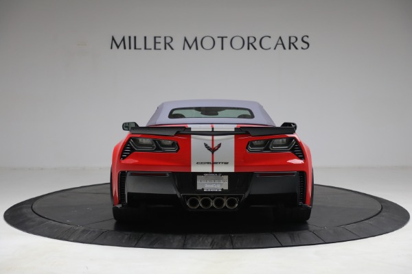 Used 2015 Chevrolet Corvette Z06 for sale Sold at Alfa Romeo of Greenwich in Greenwich CT 06830 18