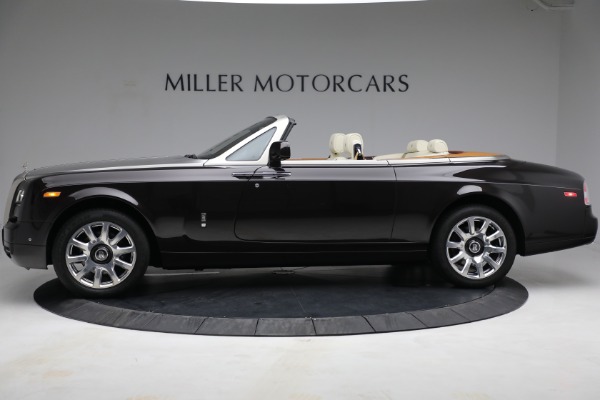 Used 2015 Rolls-Royce Phantom Drophead Coupe for sale Call for price at Alfa Romeo of Greenwich in Greenwich CT 06830 4